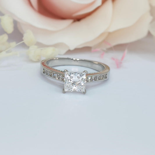 Engagement rings with GIA and IGI certificate, 14k, 18k, PT950 with Lab Grown or Natural diamonds, Gems stone, Birth stone, VVS1, VVS2, Princess cut, Round, Oval, Cushon, Emerald, Pear shape, Marquise, Heart, Radiant, Assher, yellow gold, white gold, Rose gold, Lux Gold, Handmade Engagement Rings, Customized Rings, Affordable Engagement Rings,
Best wedding ring makers in Manila Where to buy platinum wedding rings in the Philippines Custom engagement rings Manila Top jewelers in the Philippines for lab-grow