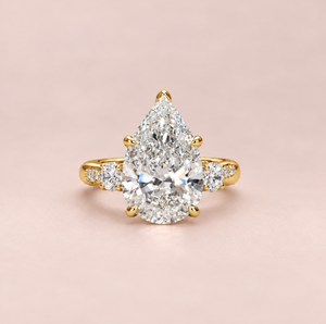 Zephy Pear Shape Engagement Ring