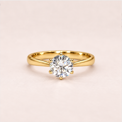 Silene Round Shape Engagement Ring