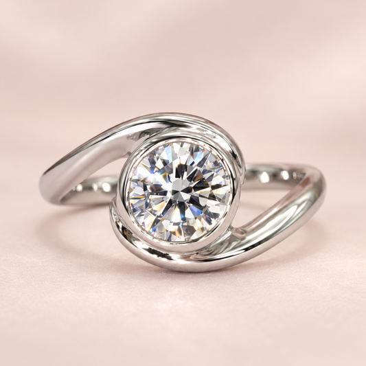 Maristella Round Brilliant Diamond Engagement Ring