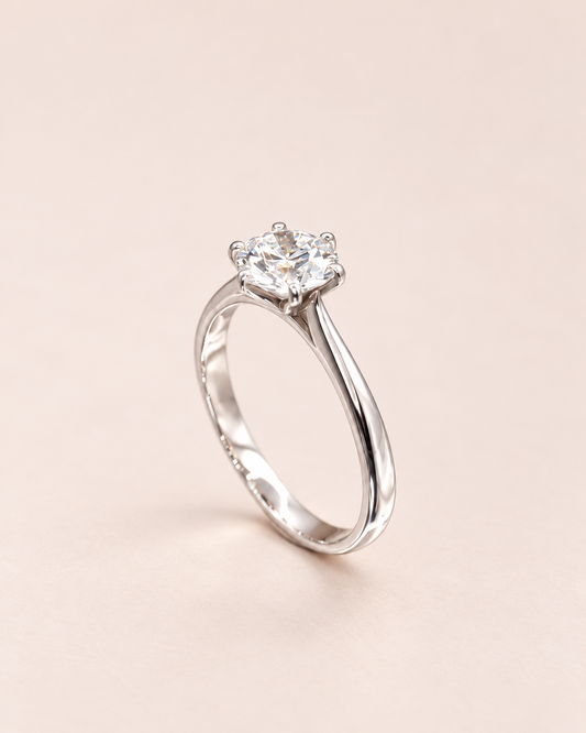 Silene Round Shape Engagement Ring